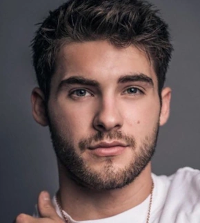 фотография Коди Кристиан