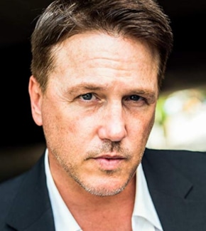 фотография Локлин Манро