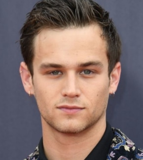 фотография Брэндон Флинн