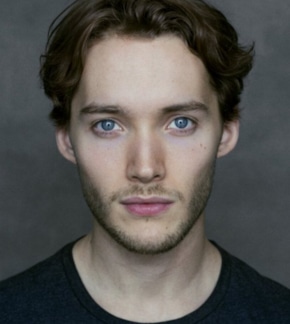 фотография Тоби Регбо