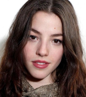 фотография Оливия Тирлби