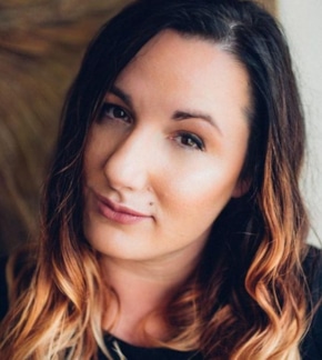 фотография Дженнифер Арментроут