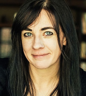 фотография Мэгги Стивотер