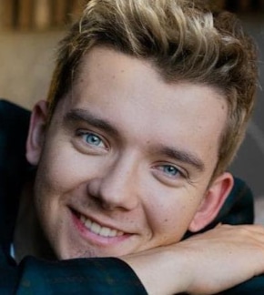 фотография Эйса Баттерфилд