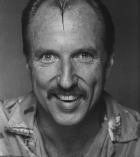 фотография Брайон Джеймс