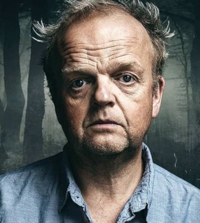 фотография Тоби Джонс