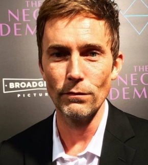 фотография Десмонд Харрингтон