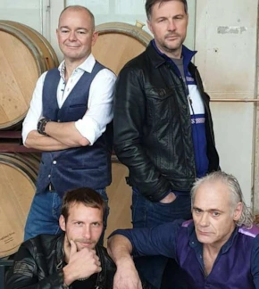 фотография Status Quo