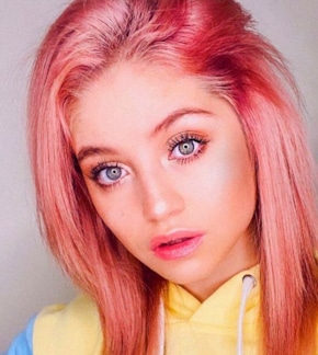 фотография Кароль Севилья