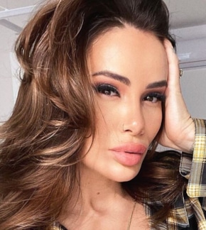 фотография Айза Долматова