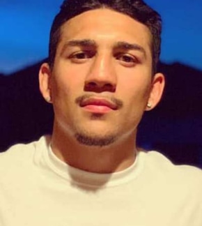 фотография Теофимо Лопес