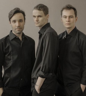 фотография OQJAV