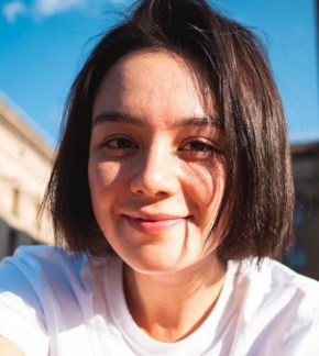 фотография Айсулу Азимбаева