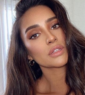 фотография Шей Митчелл