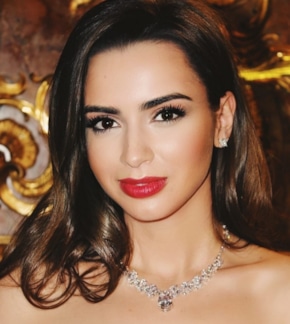 фотография Эстер Кандинова