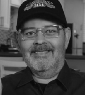 фотография Джеймс Майкл Тайлер