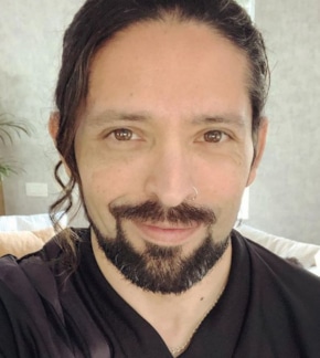 фотография Ронни Ромеро