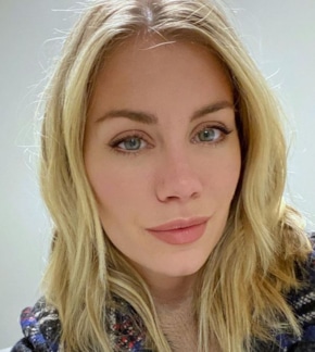 фотография Дженнифер Холлэнд