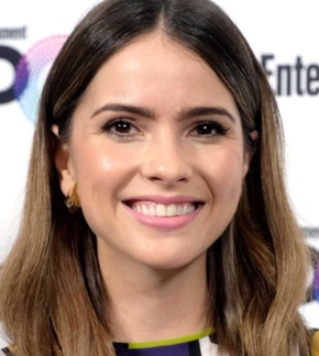 фотография Шелли Хенниг