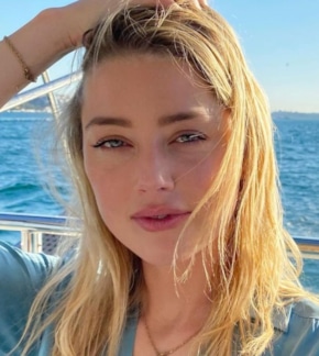 фотография Эмбер Хёрд