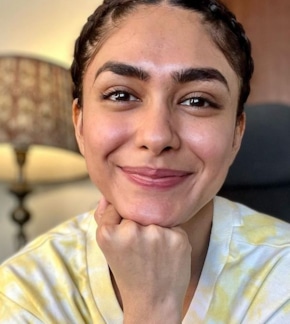 фотография Мрунал Тхакур