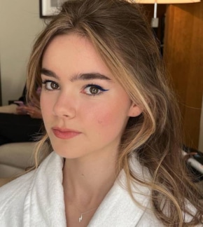 фотография Изабелла Сермон