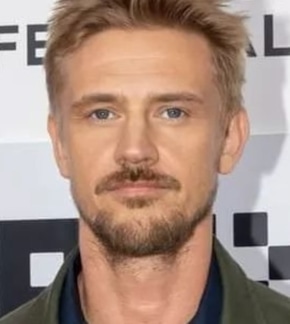 фотография Бойд Холбрук