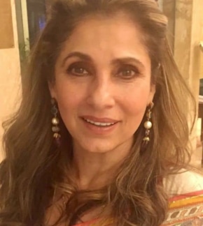 фотография Димпл Кападия