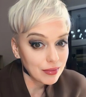 фотография Нелли Уварова