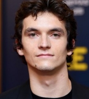 фотография Финн Уайтхед