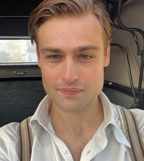 фотография Дуглас Бут