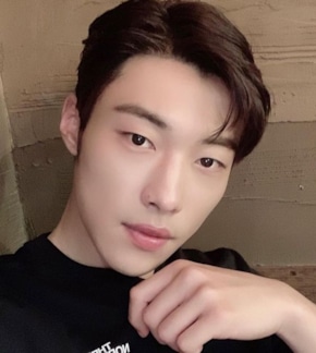 фотография У До Хван