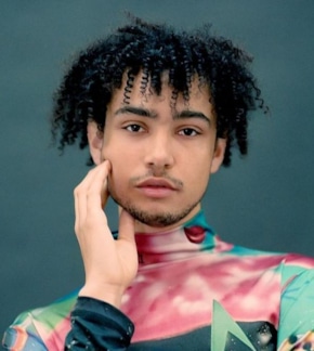 фотография Арчи Мадекве