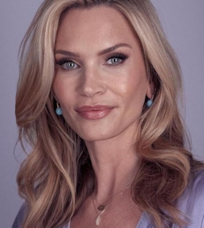 фотография Наташа Хенстридж