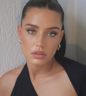 фотография Адель Экзаркопулос