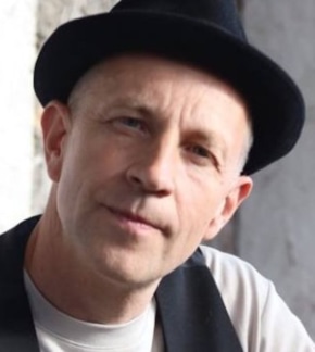 фотография Билли Новик