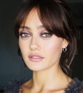 фотография Элла Пернелл