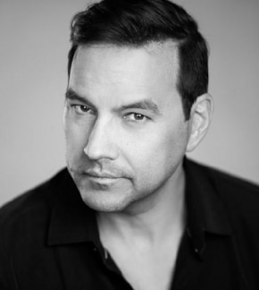 фотография Тайлер Кристофер