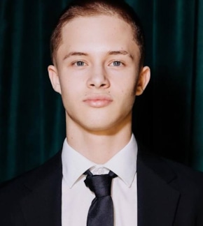 фотография Леон Кемстач