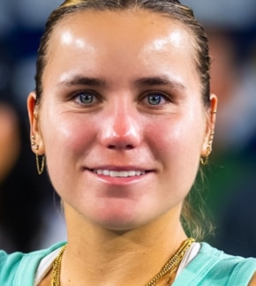 фотография София Кенин