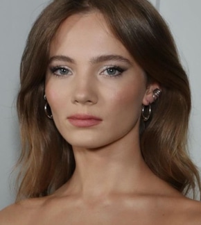 фотография Фрейя Аллан