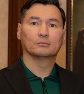 фотография Бату Хасиков