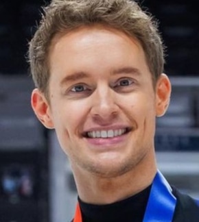 фотография Эван Бейтс