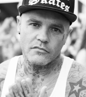 фотография Шифти Шеллшок