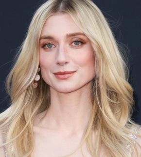 фотография Элизабет Дебики