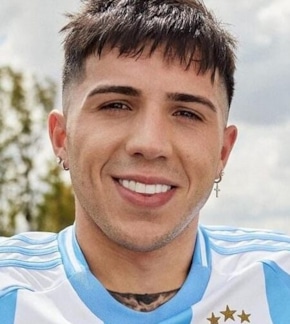 фотография Энцо Фернандес