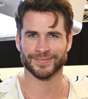 фотография Лиам Хемсворт
