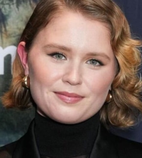 фотография Элайза Сканлен