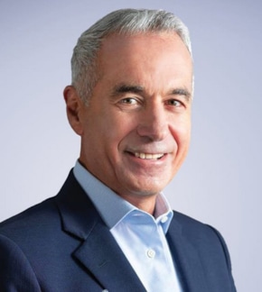 фотография Кэлин Джорджеску