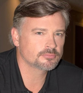 фотография Том Уэллинг